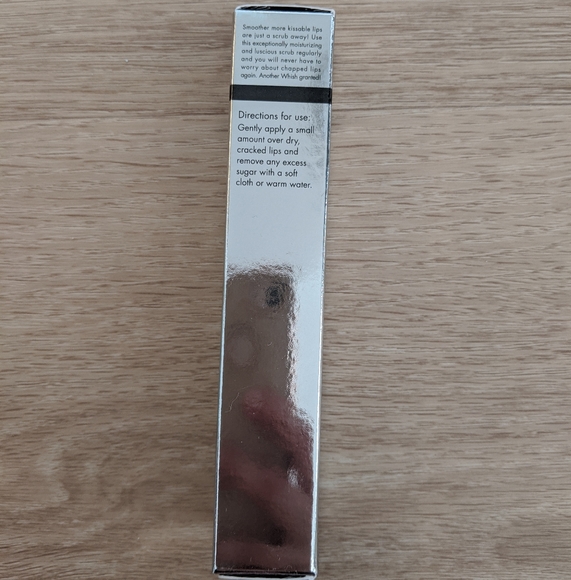 NWT Whish Lip Scrub Vanilla Bean - Picture 2 of 6